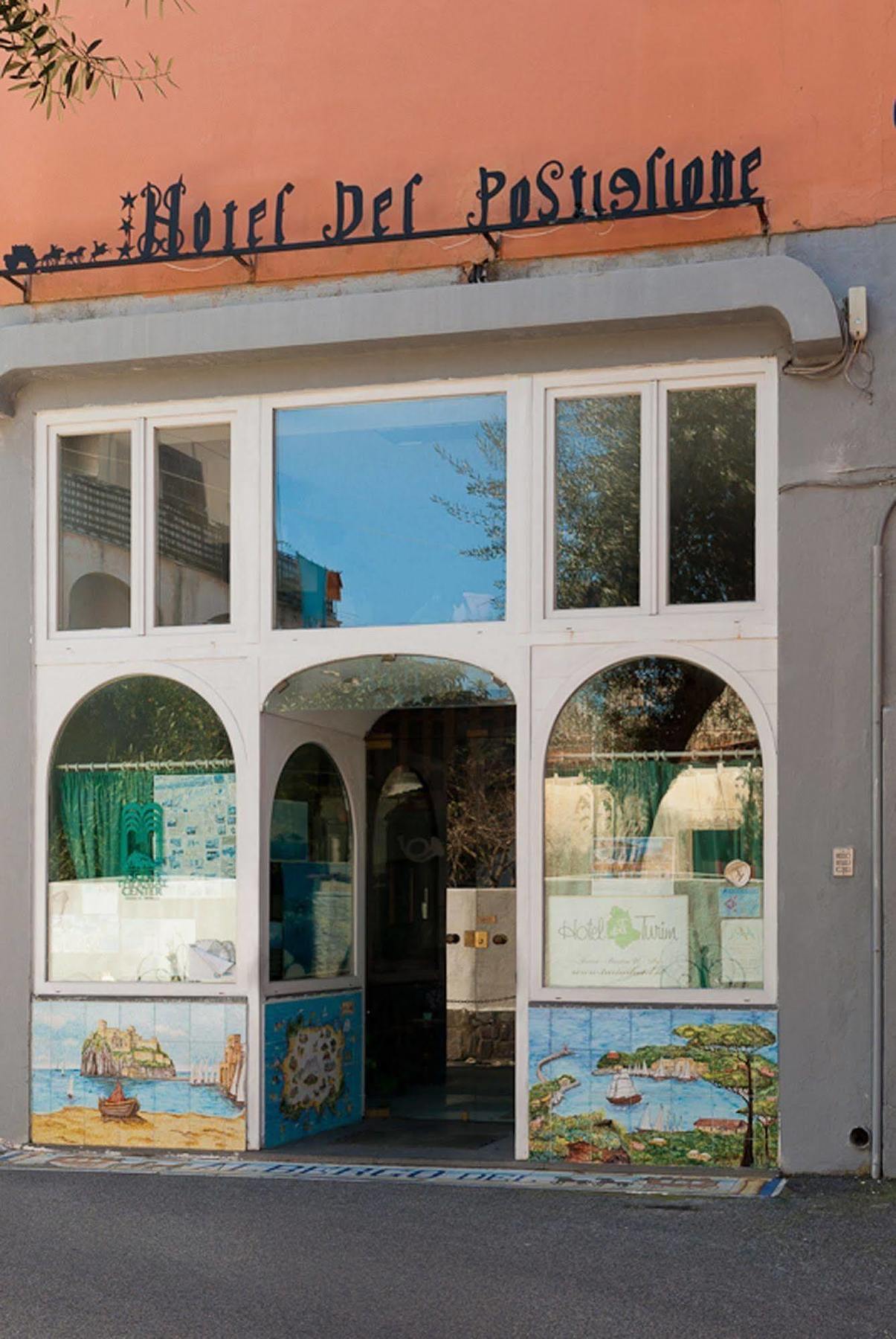 Del Postiglione Hotel 3*